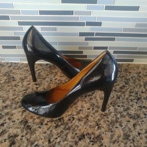 Michael Korrs black heels